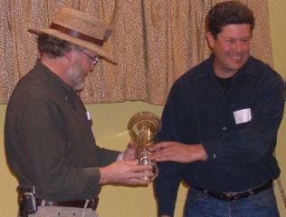 Russ receives the award